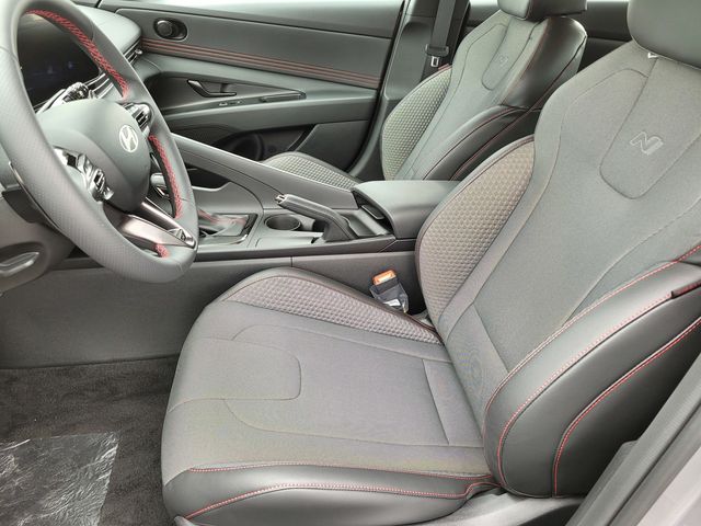 2025 Hyundai Elantra N Line - Photo 15
