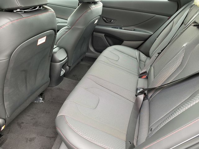 2025 Hyundai Elantra N Line - Photo 12