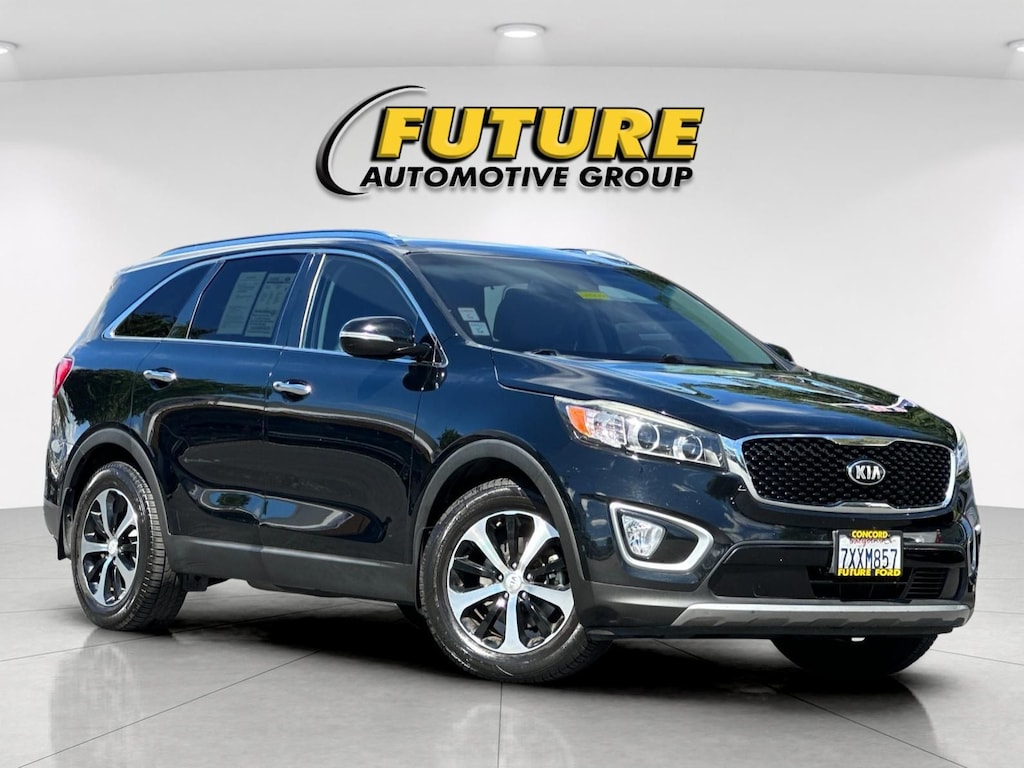 Used 2017 Kia Sorento 3.3L EX SUV