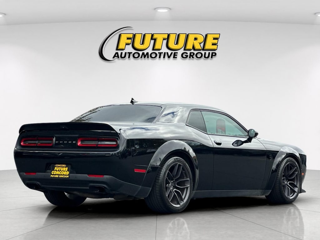 Used 2019 Dodge Challenger SRT Hellcat Coupe