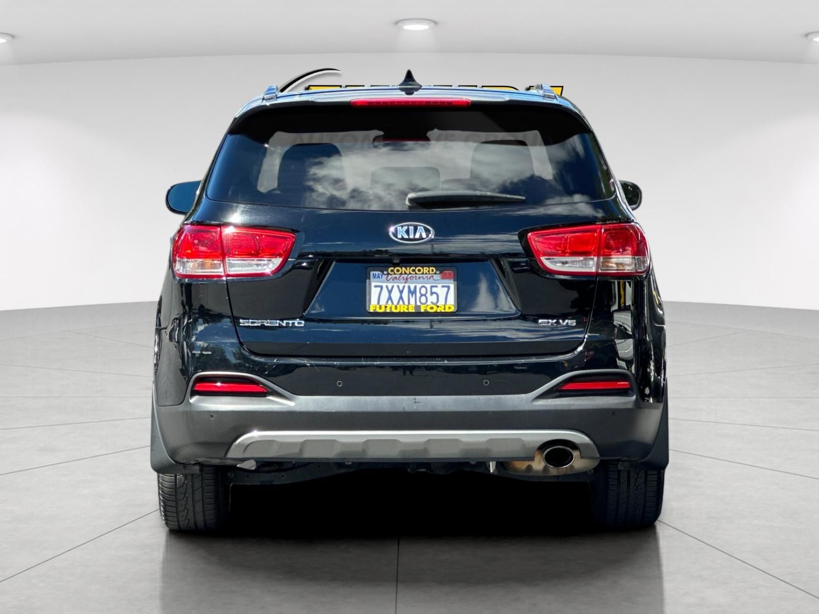 Used 2017 Kia Sorento 3.3L EX SUV