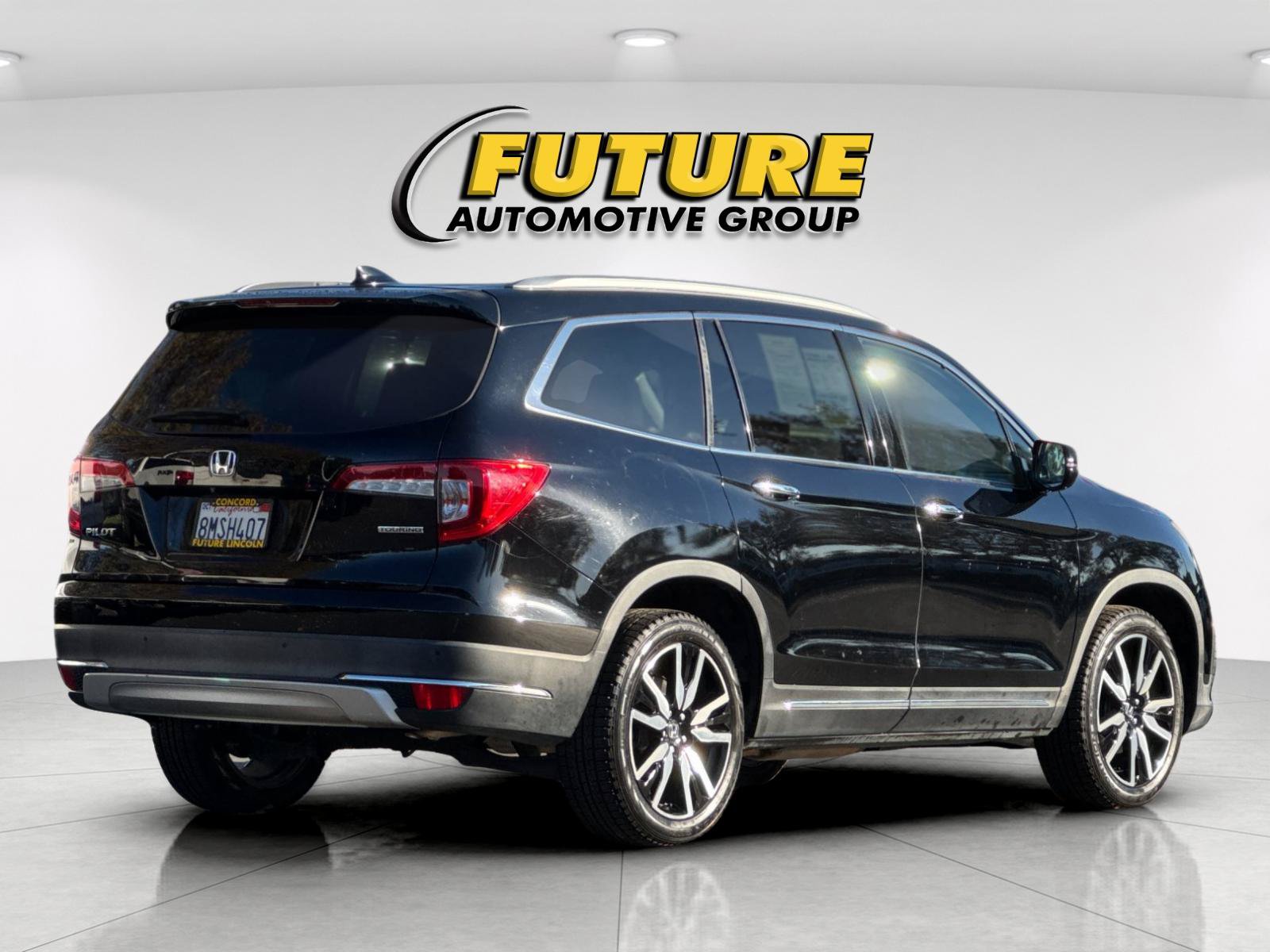 Used 2019 Honda Pilot Touring 7-Passenger FWD SUV
