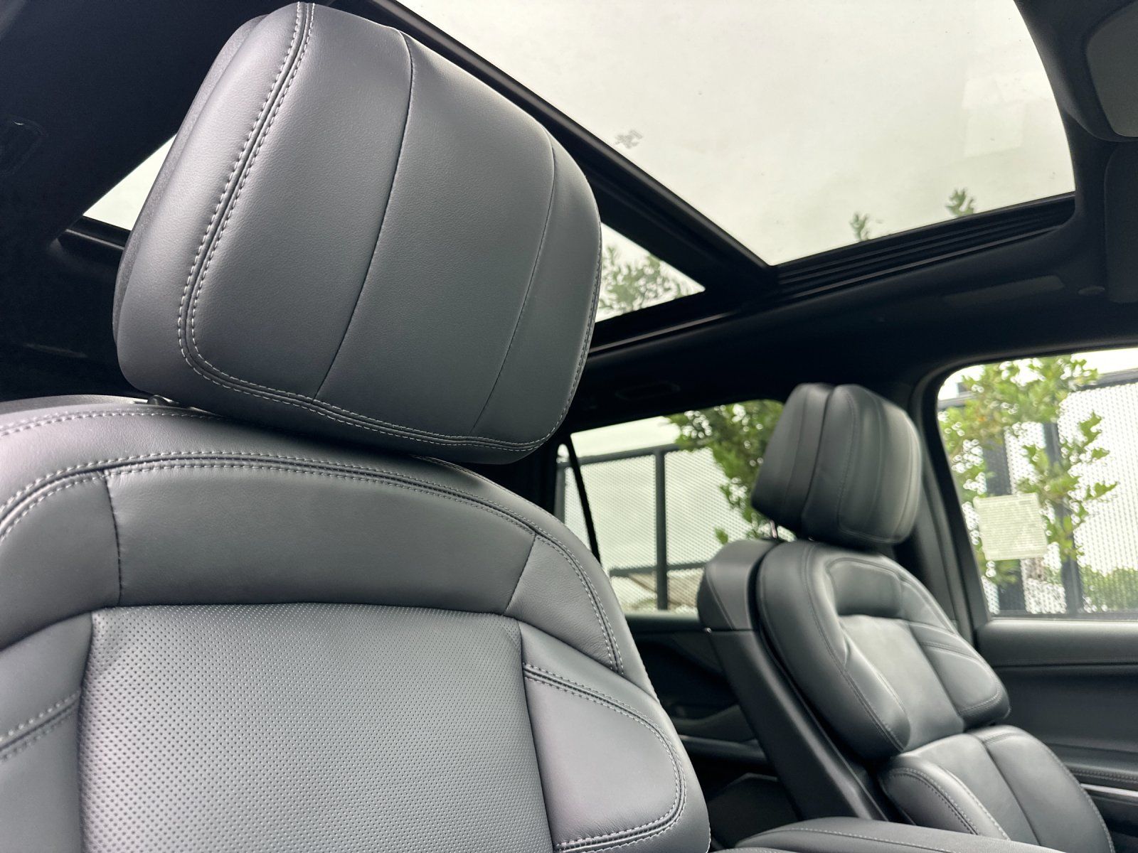 2026 Lincoln Navigator Reserve L - Photo 17