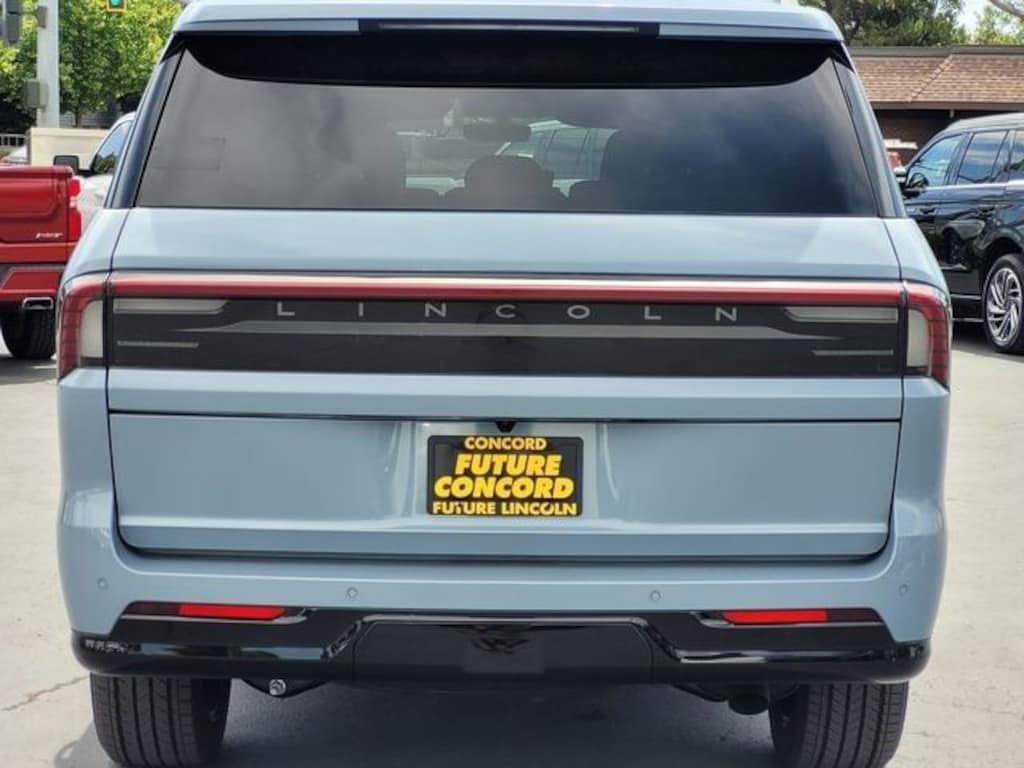 New 2026 Lincoln Navigator L Reserve SUV