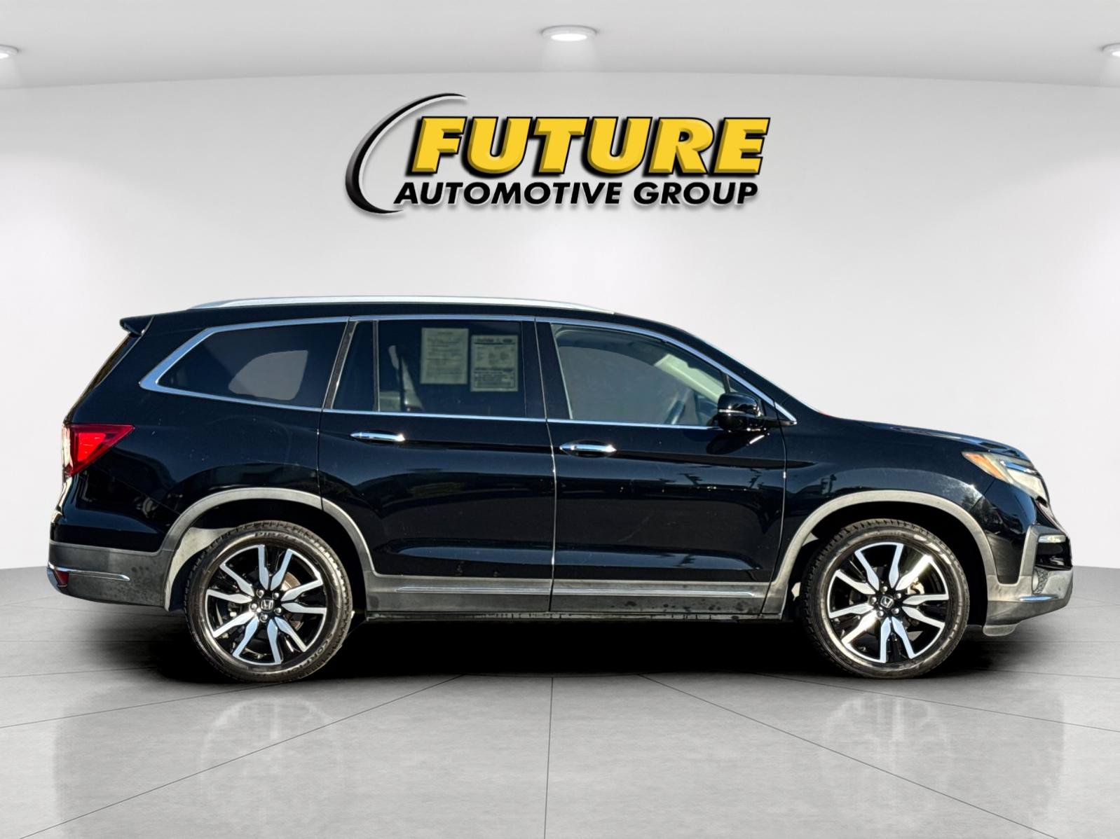 Used 2019 Honda Pilot Touring 7-Passenger FWD SUV