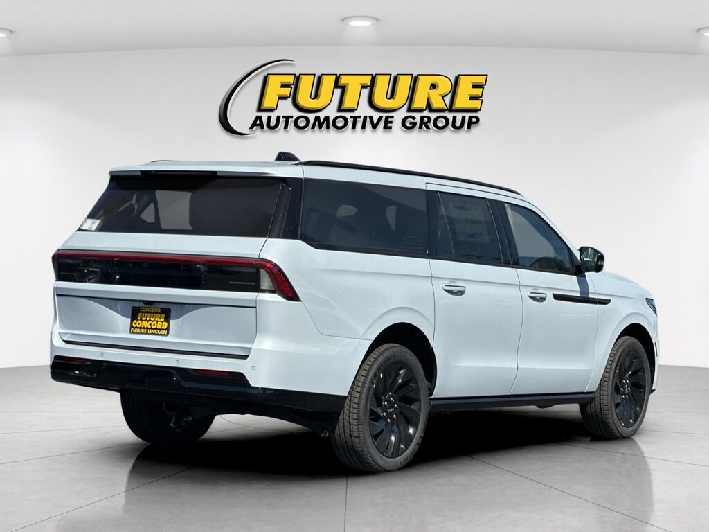 New 2026 Lincoln Navigator L Reserve SUV