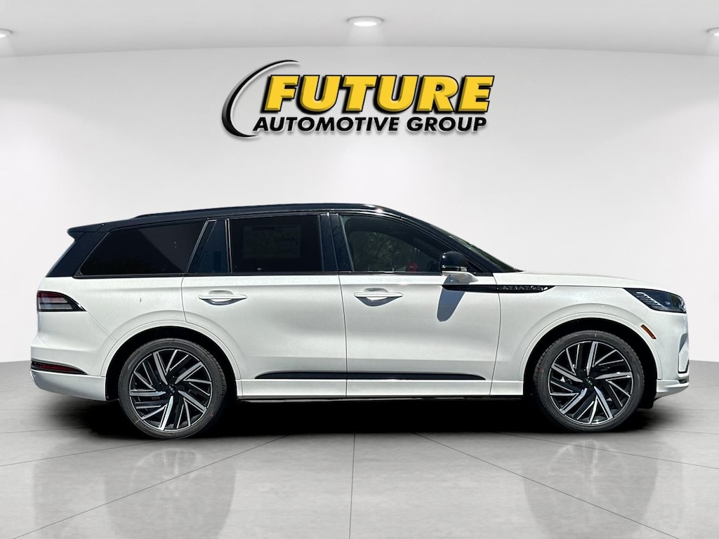 New 2026 Lincoln Aviator Black Label SUV