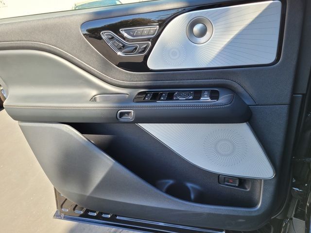 2025 Lincoln Aviator Reserve - Photo 16