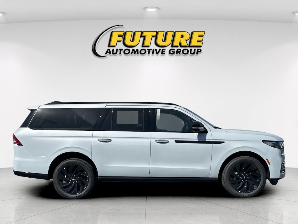 New 2026 Lincoln Navigator L Reserve SUV