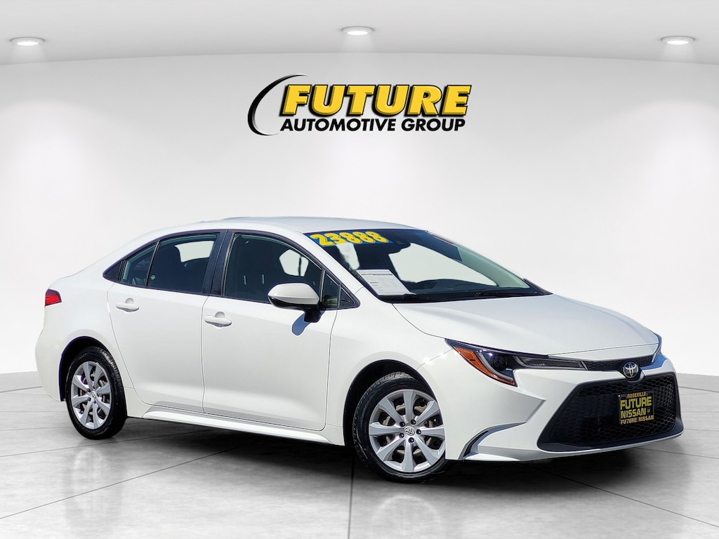 Used 2022 Toyota Corolla LE Sedan
