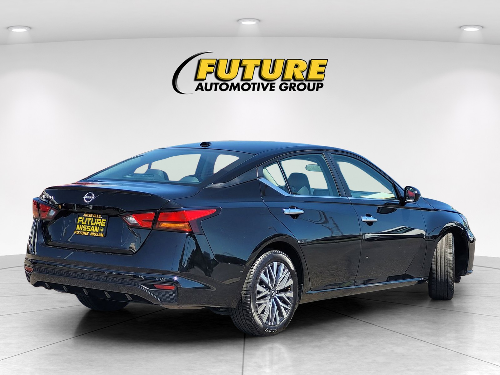 Certified 2025 Nissan Altima 2.5 SV Sedan