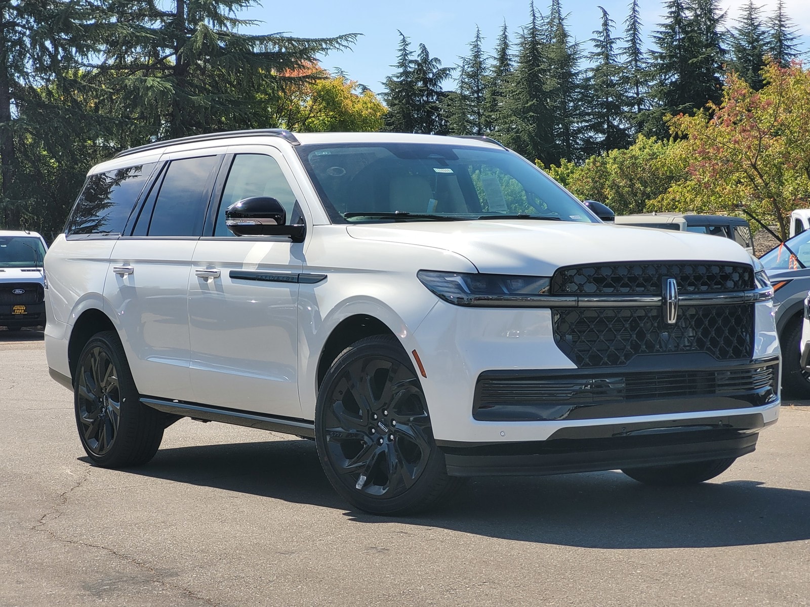 2027 Lincoln Navigator