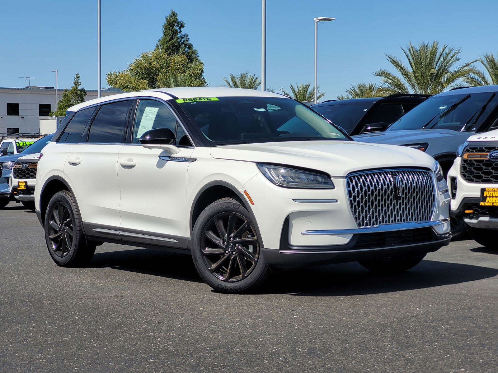 2025 Lincoln Corsair Premiere CROSSOVERS