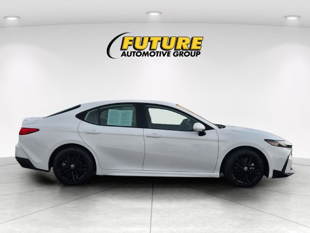 Used 2025 Toyota Camry SE Sedan
