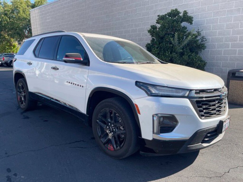 Used 2023 Chevrolet Traverse Premier SUV