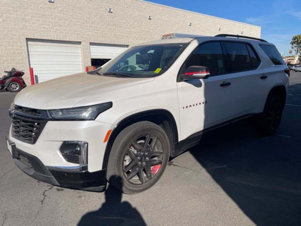 Used 2023 Chevrolet Traverse Premier SUV