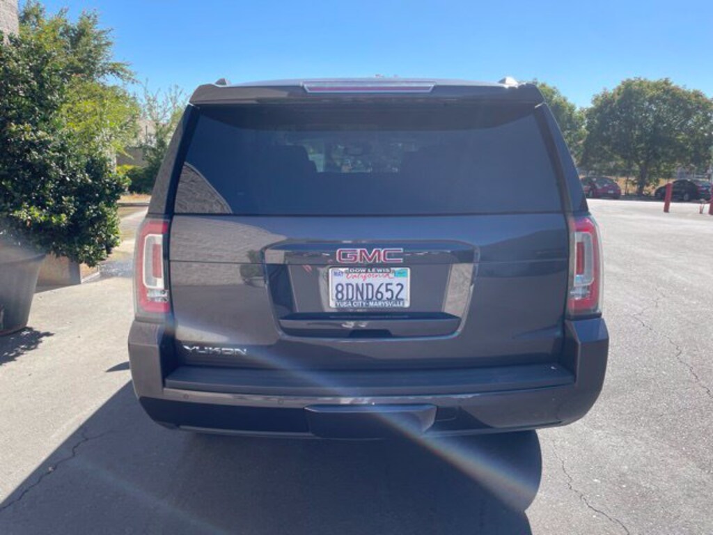 Used 2018 GMC Yukon SLE SUV