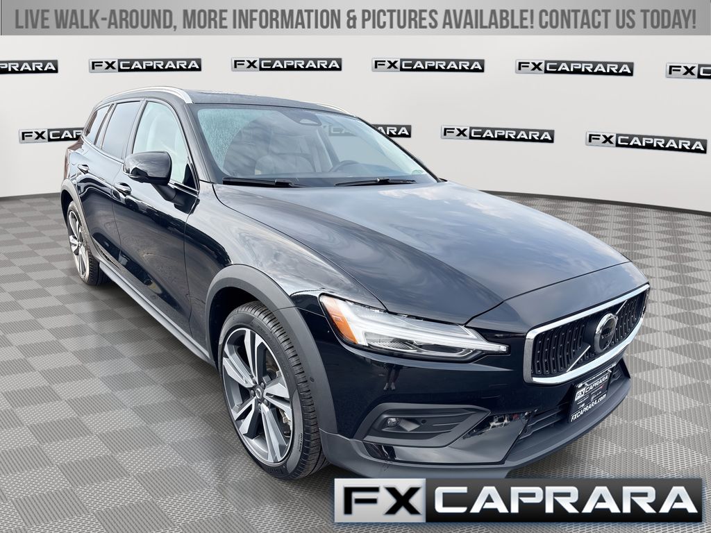 2025 Volvo V60 Cross Country Plus