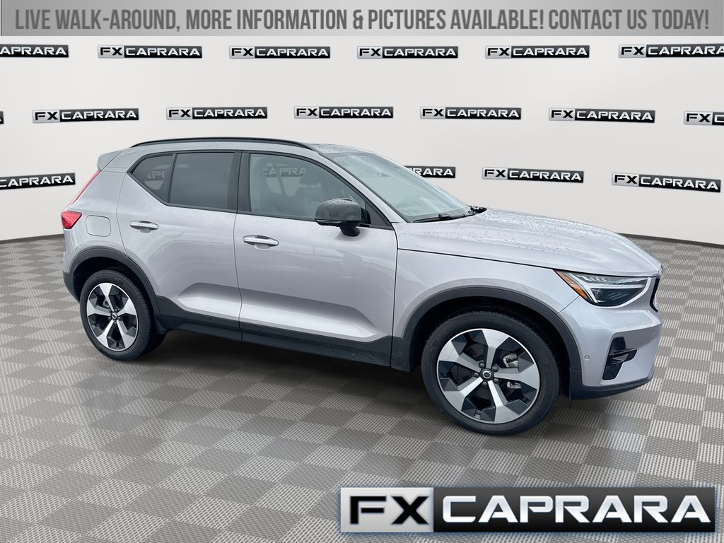 2026 Volvo XC40 Plus