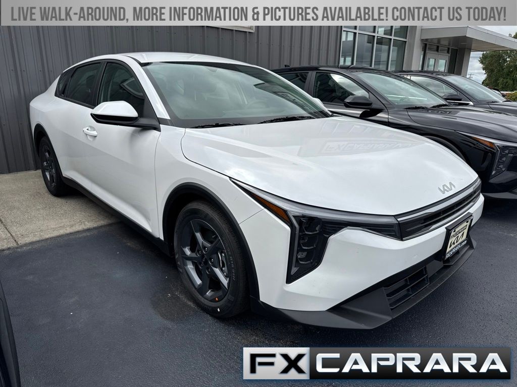 2026 Kia K4 LXS