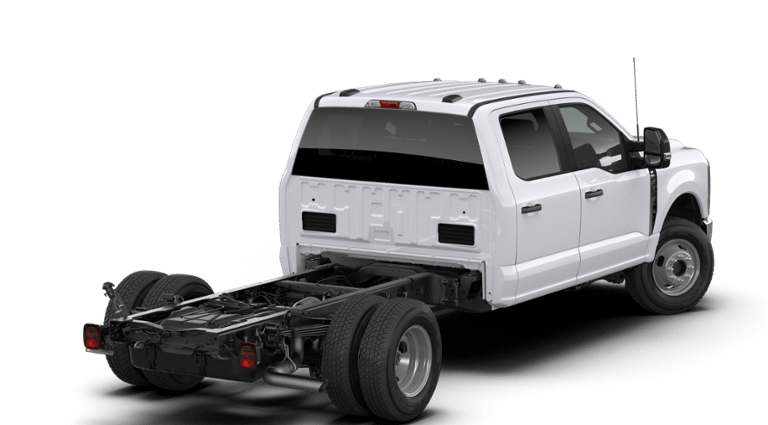 2026 Ford F-350 Super Duty Chassis Cab XLT - Photo 25