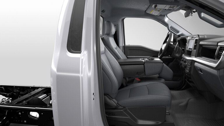 2026 Ford F-550 Super Duty Chassis Cab XL - Photo 6