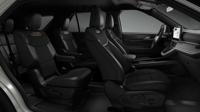 2026 Ford Explorer Tremor - Photo 6