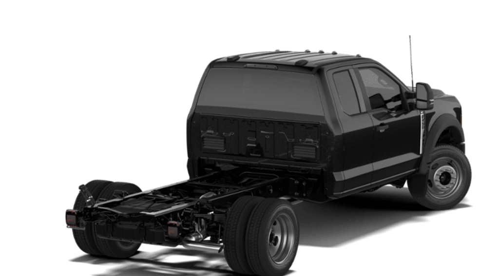 New 2027 Ford Chassis Cab F-450® XLT TRUCK