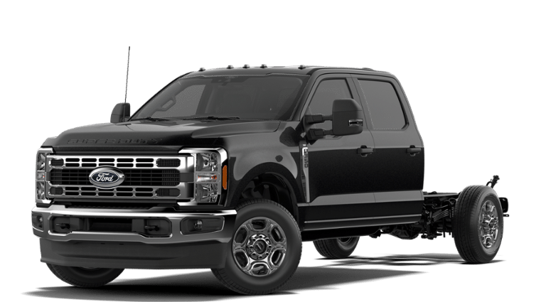 2027 Ford F-350 Super Duty Chassis Cab XLT