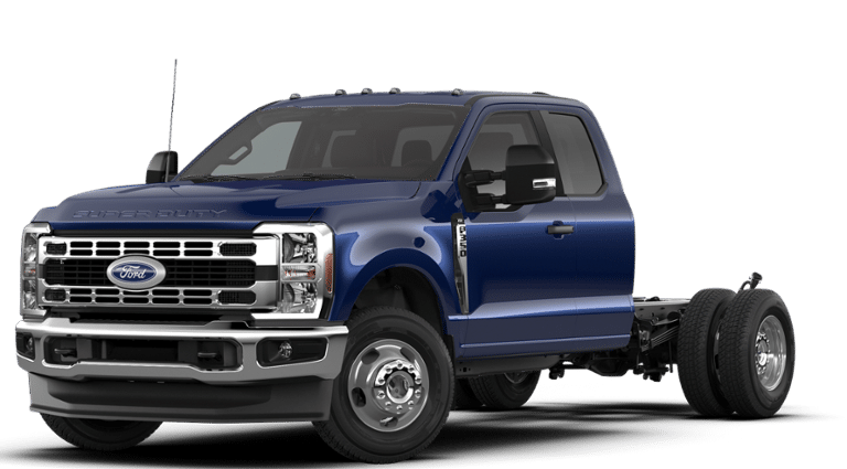 2026 Ford F-350 Super Duty Chassis Cab XLT