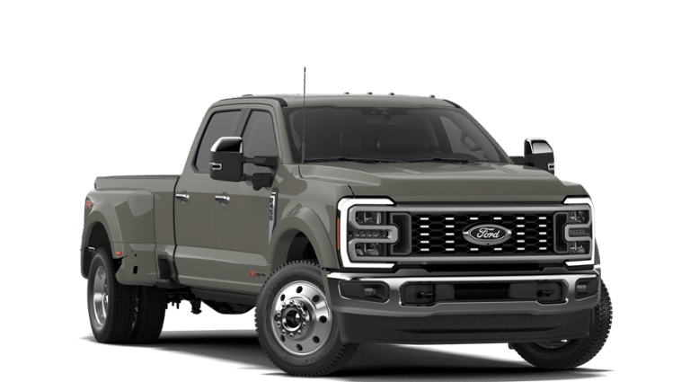 New 2027 Ford Super Duty F-450® Lariat® TRUCK