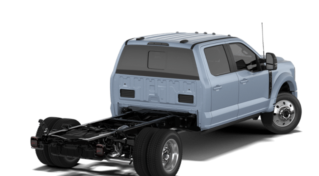 New 2027 Ford Super Duty F-550 DRW Platinum 4X4 SUPERCAB CHAS CAB/168 V8 Engine