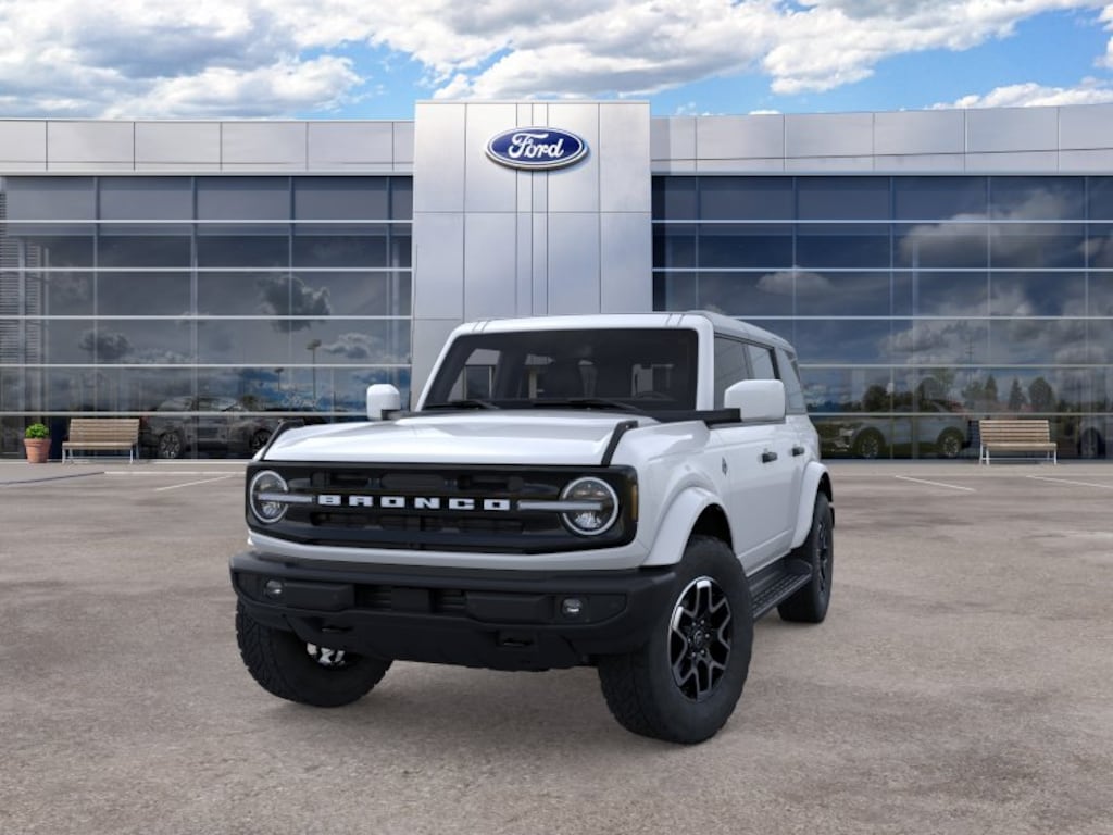 New 2026 Ford Bronco Outer Banks SUV