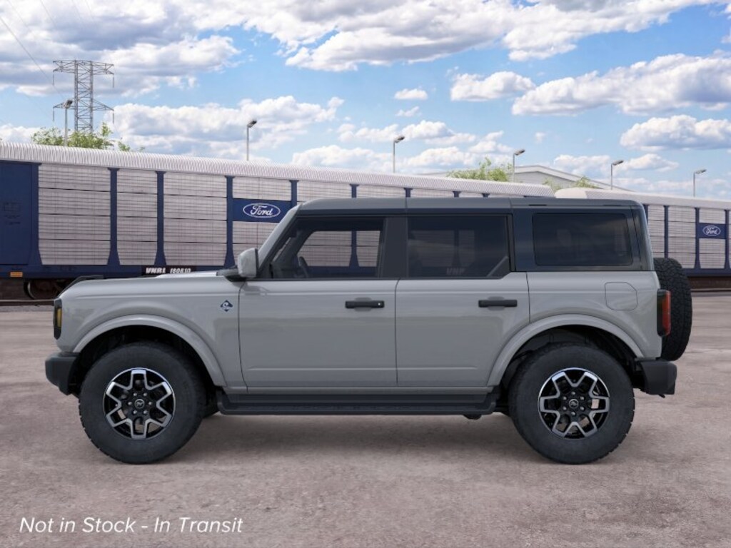 New 2026 Ford Bronco Outer Banks SUV