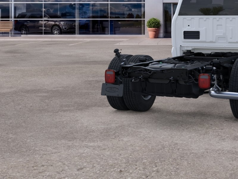 2026 Ford F-350 Super Duty Chassis Cab XL - Photo 21
