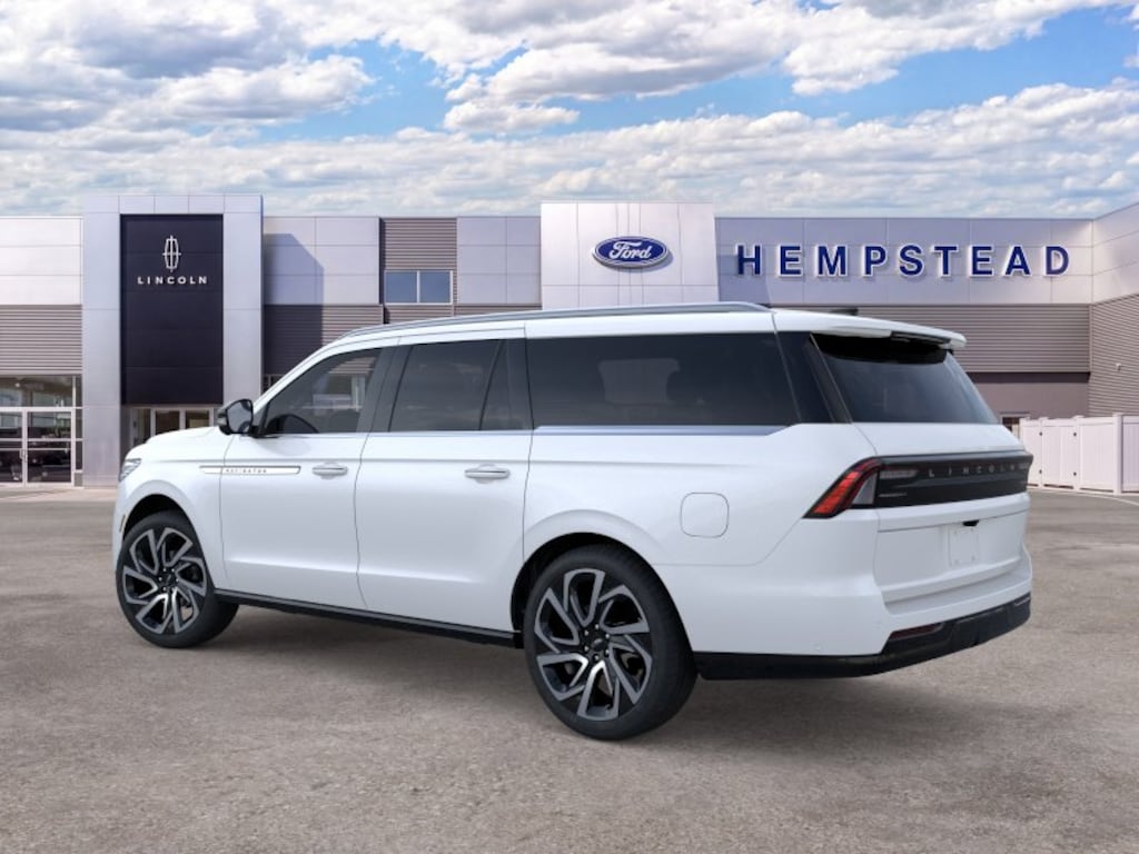 New 2026 Lincoln Navigator L Reserve SUV