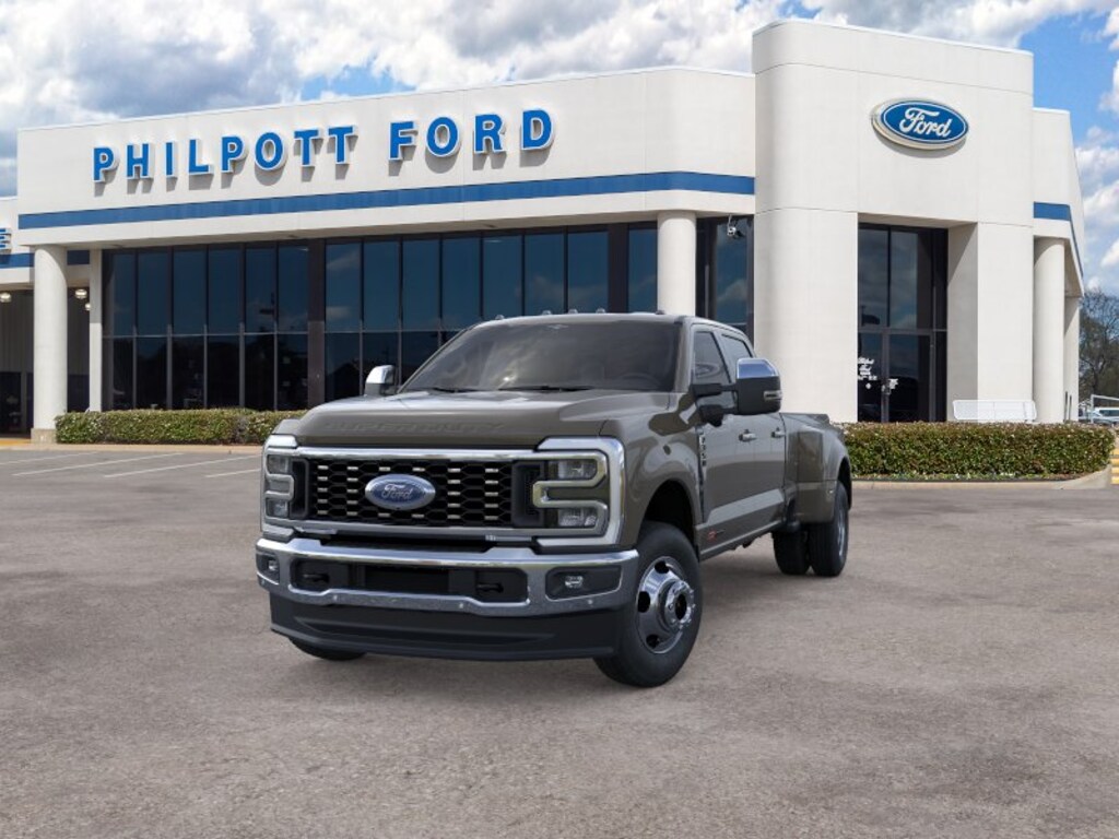 New 2026 Ford F-350 LARIAT Truck Crew Cab