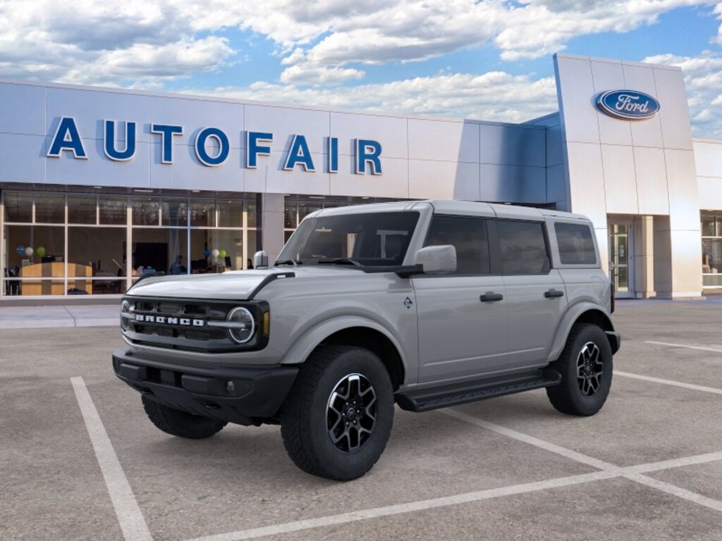 New 2026 Ford Bronco Outer Banks SUV