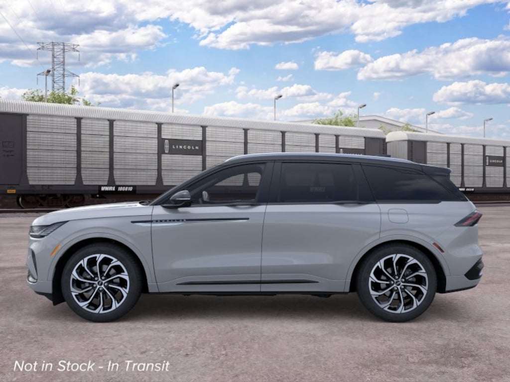 New 2026 Lincoln Nautilus