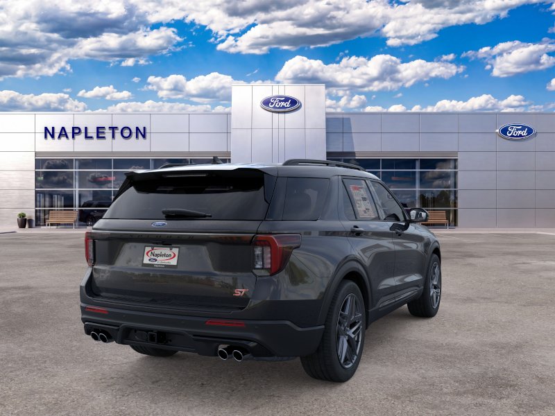 2026 Ford Explorer ST - Photo 8