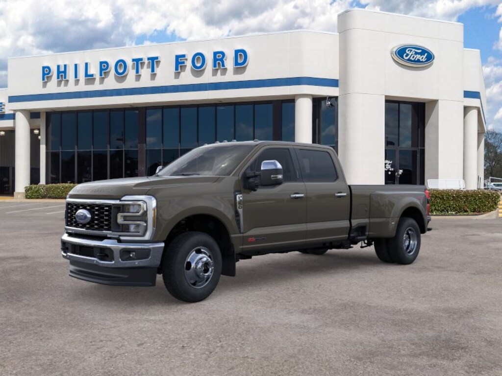 New 2026 Ford F-350 LARIAT Truck Crew Cab