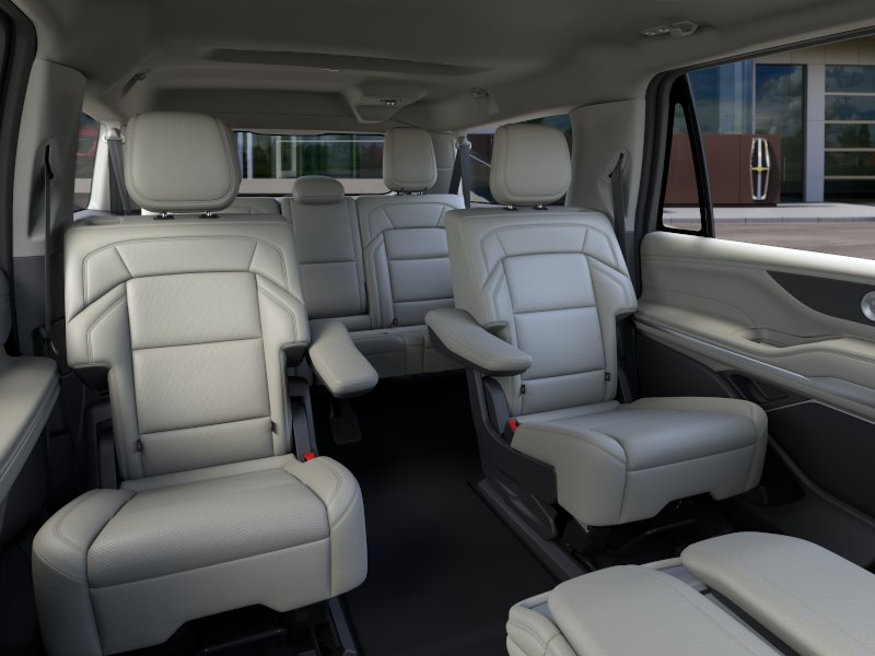 2026 Lincoln Navigator Premiere L - Photo 11