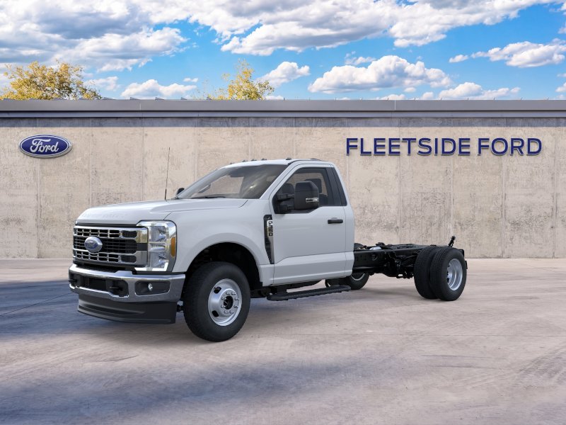 2026 Ford F-350 Super Duty Chassis Cab