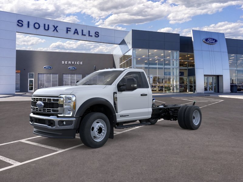  Ford F-600SD