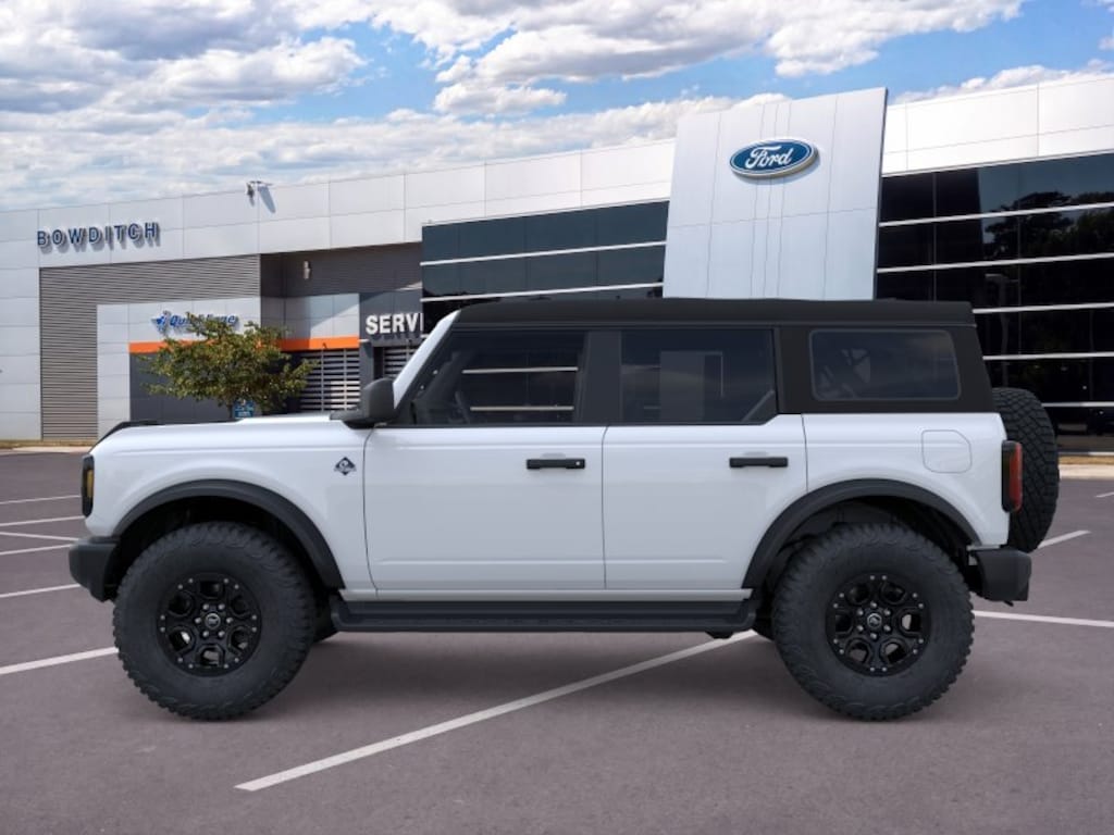 New 2026 Ford Bronco Outer Banks SUV