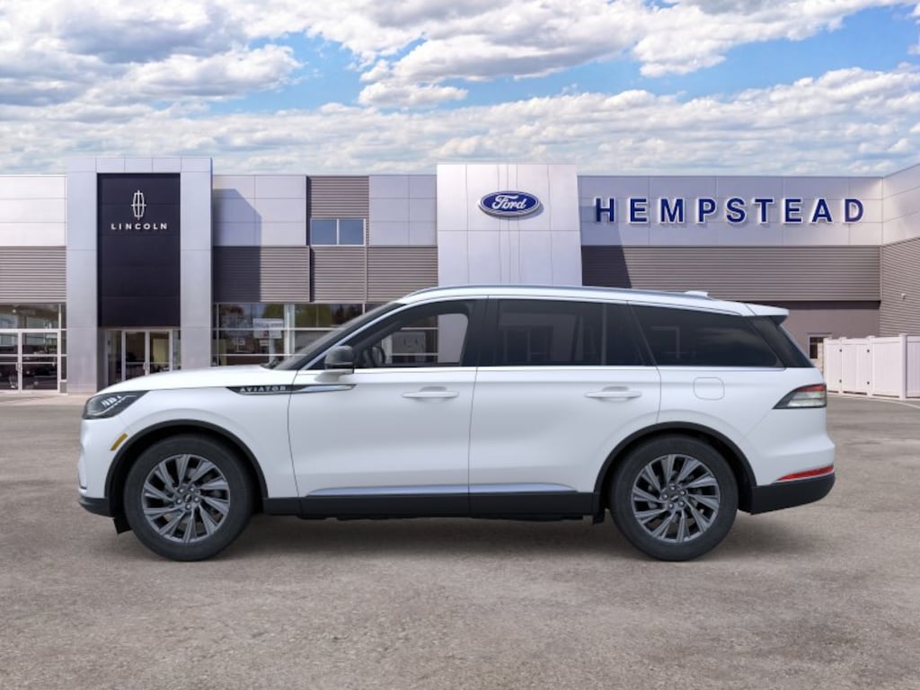 New 2026 Lincoln Aviator Premiere SUV