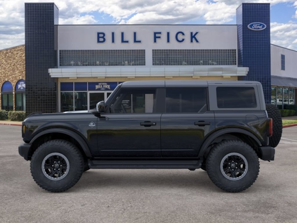 New 2026 Ford Bronco Outer Banks SUV