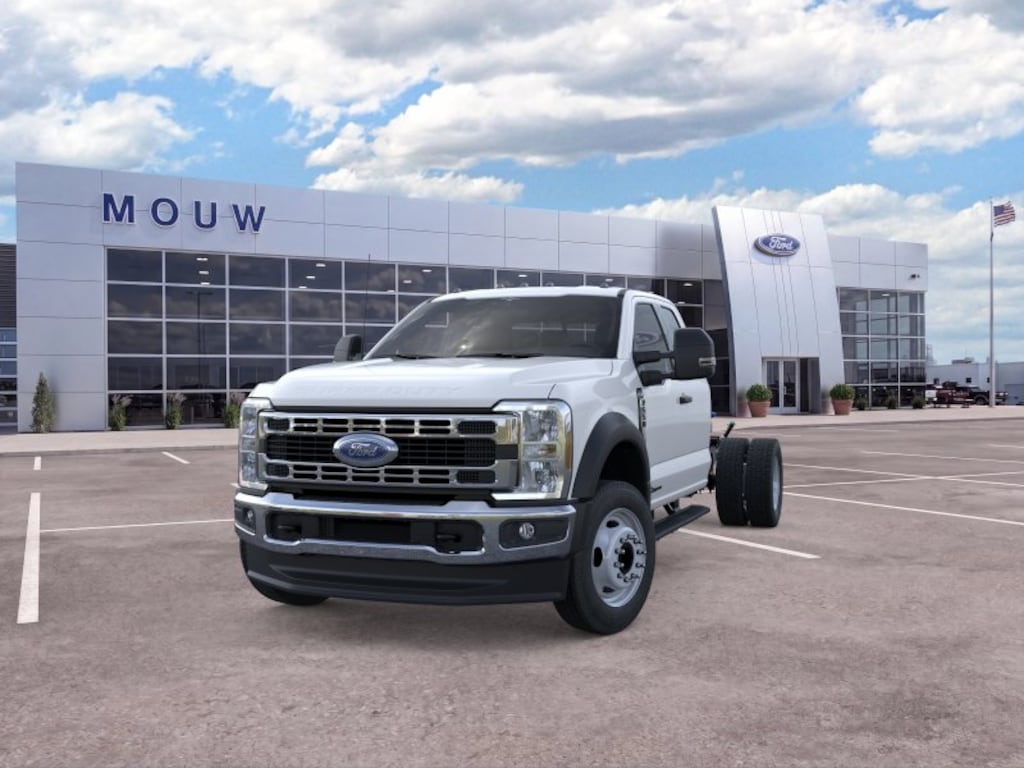 New 2026 Ford Super Duty F-550 DRW