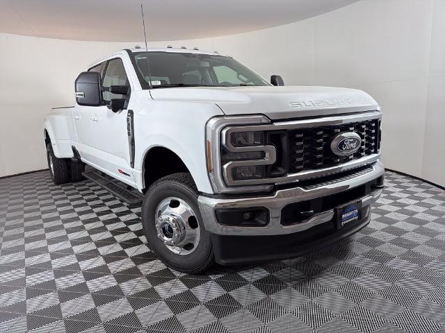 New 2027 Ford F-350SD XLT Truck Crew Cab