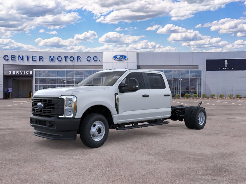  Ford Chassis Cab